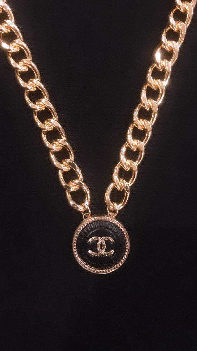chunky gold necklace for women chanel