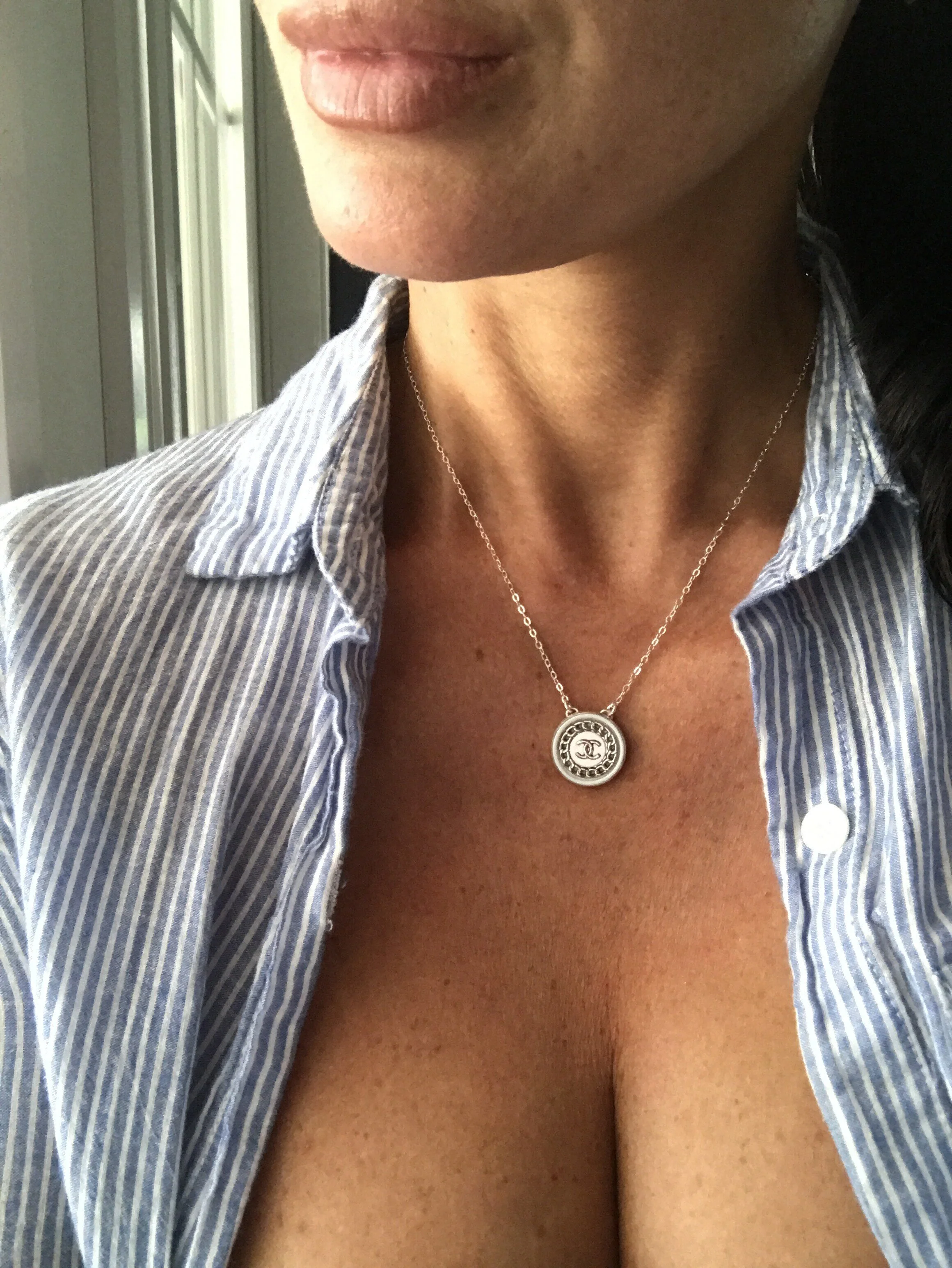 small silver chain.jpeg