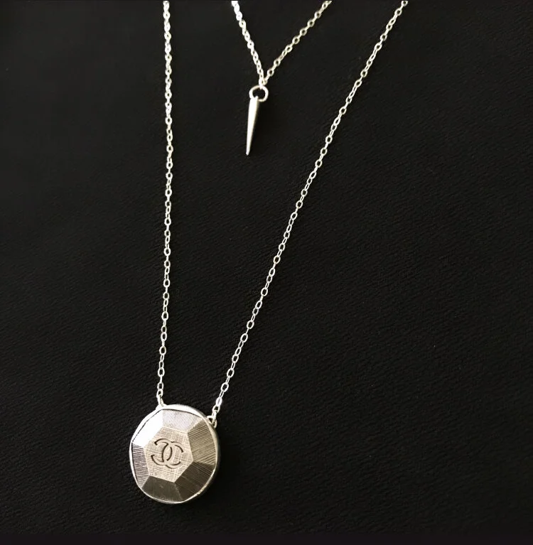 modern with spike side view.jpg