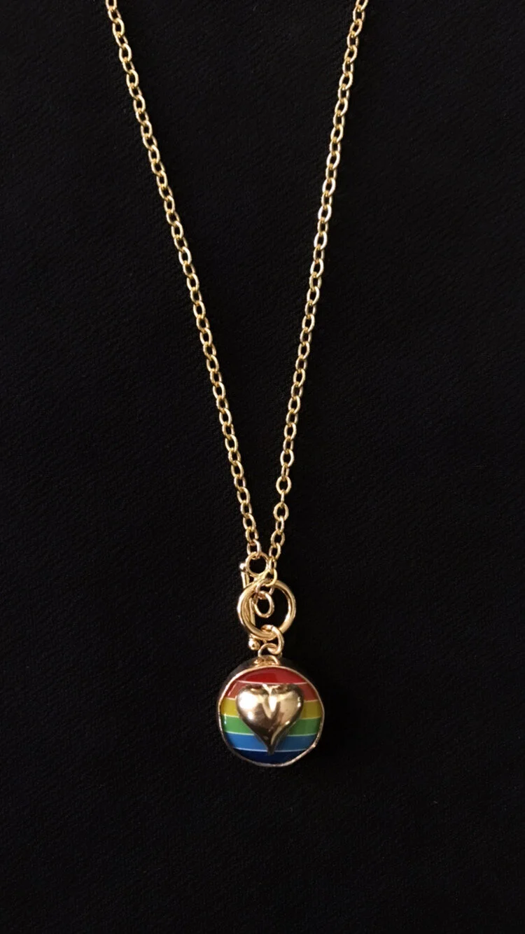 rainbow with hear toggle on blk.JPG