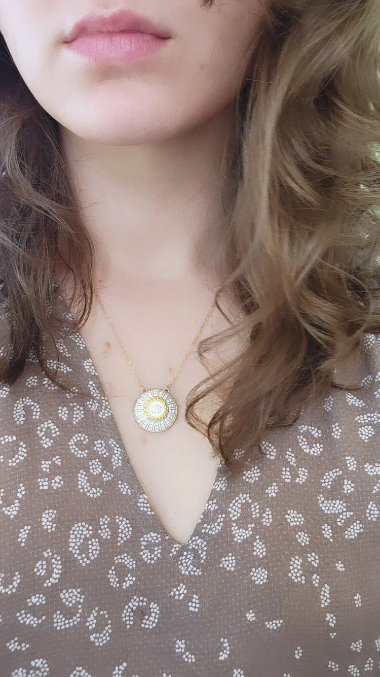 white grid on andie 2.JPG