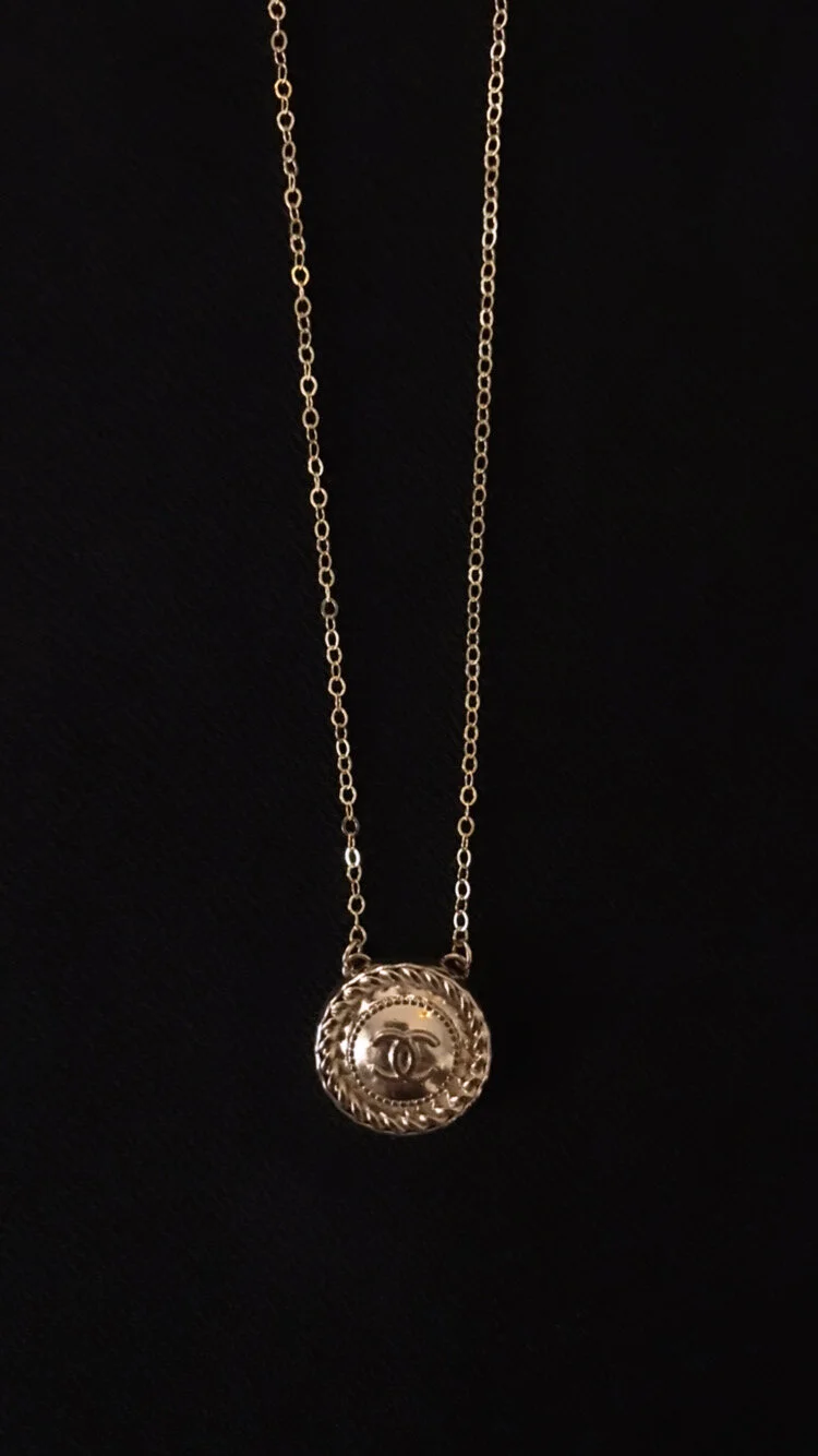 twist detail on blk.JPG