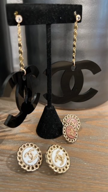 big CC with chain detail.JPG