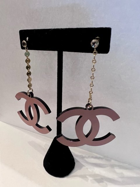 Chanel style pink blue gold earrings earrings Chanel ladies Japanese  high-end second-hand vintage jewelry - Shop Mr.Travel Genius Antique shop  Earrings & Clip-ons - Pinkoi