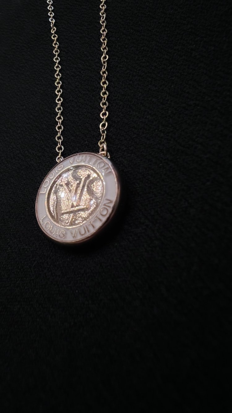 Louis Vuitton Amelia Vintage Button Pendant Necklace