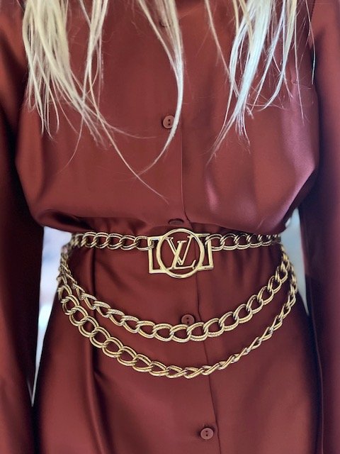 lv belt outfit