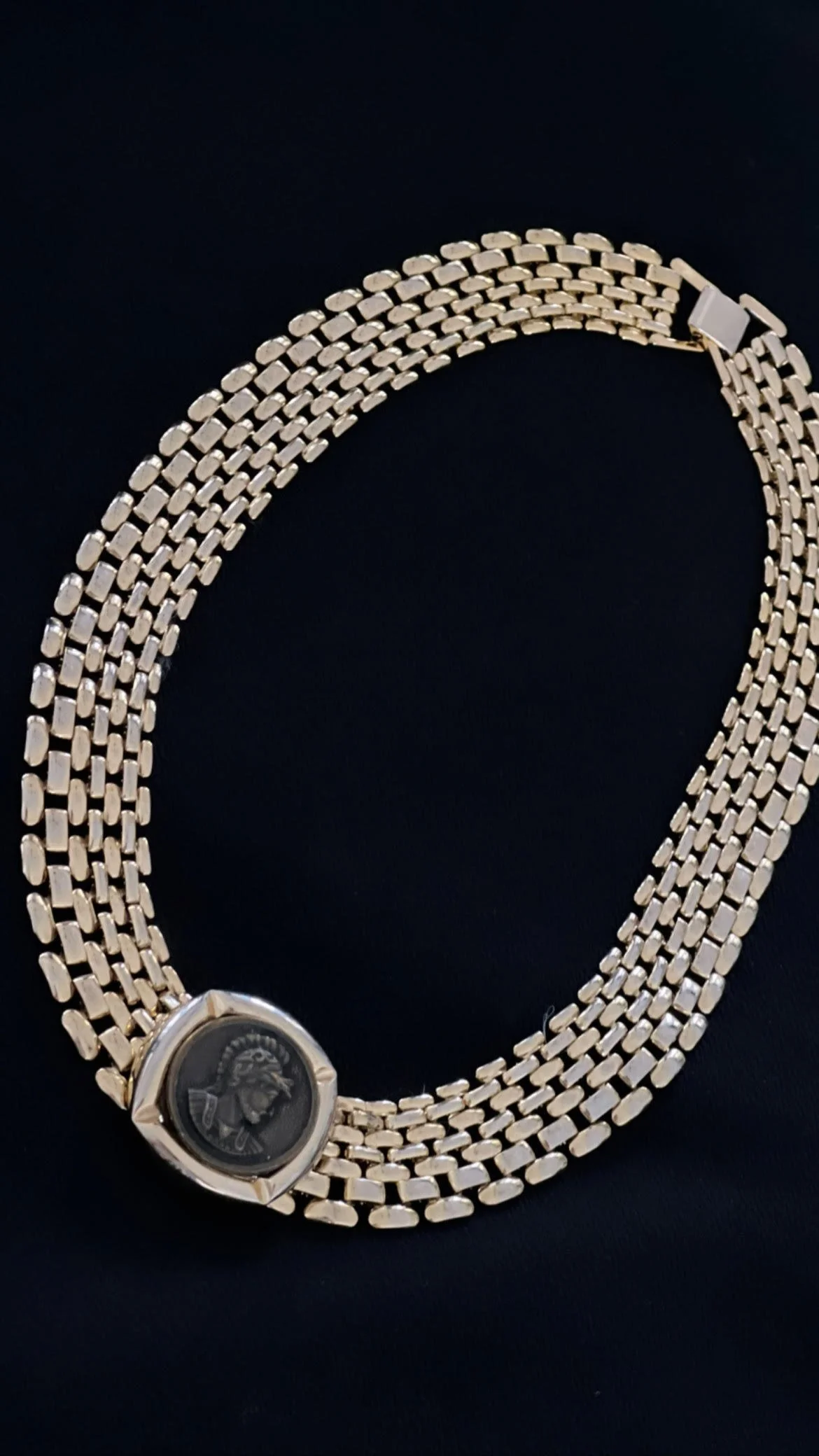 thick cable coin side view.jpeg