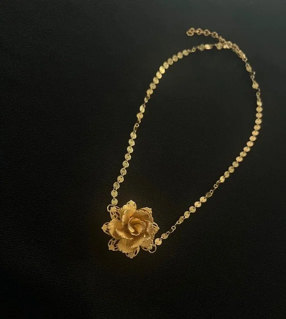 gold flower 2.jpg