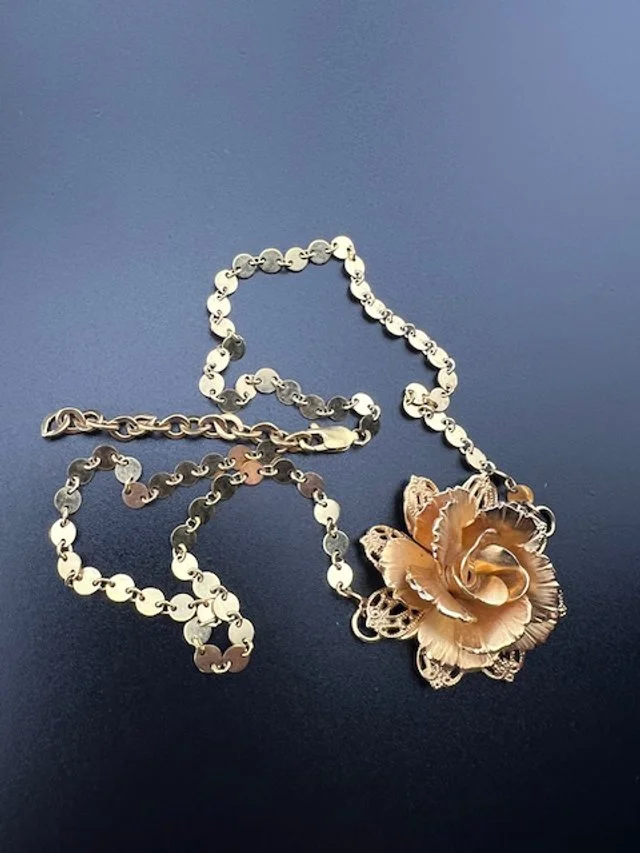 golden flower on blk 2.JPG
