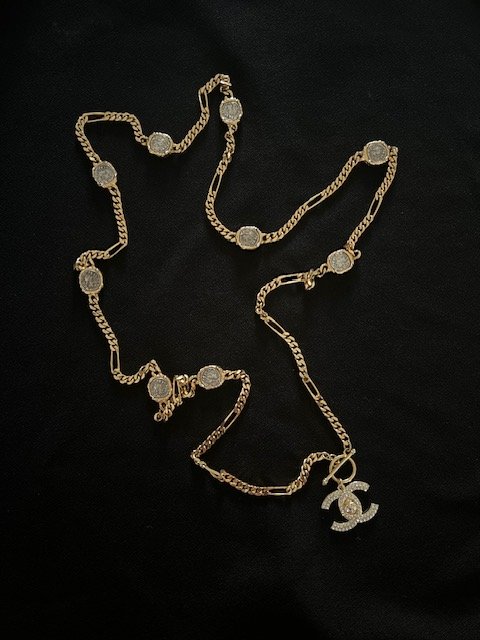 long rhinestone cc on blk.jpg