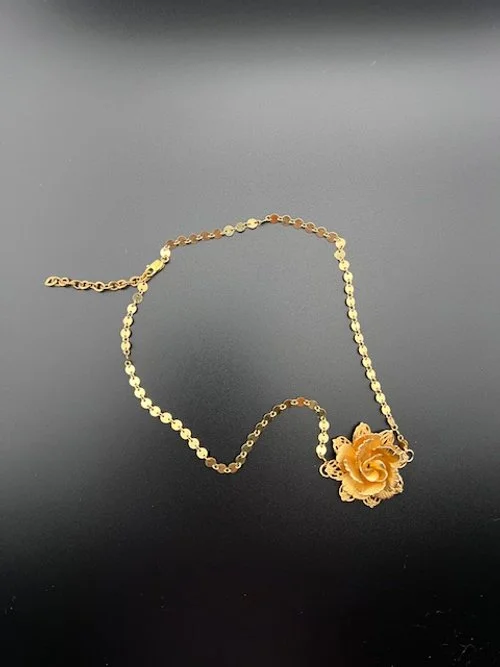 golden flower on blk.JPG