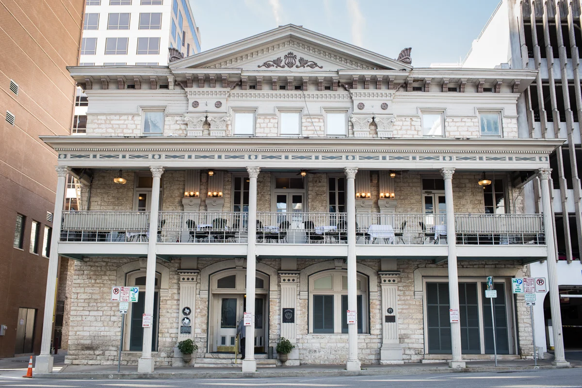 Austin-Wedding-Photographer-Videographer-Team-023.jpg