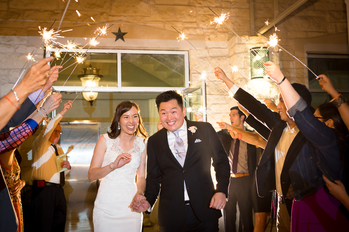 Terrace-Club-Dripping-Springs-Photo-Video-Wedding-022.jpg
