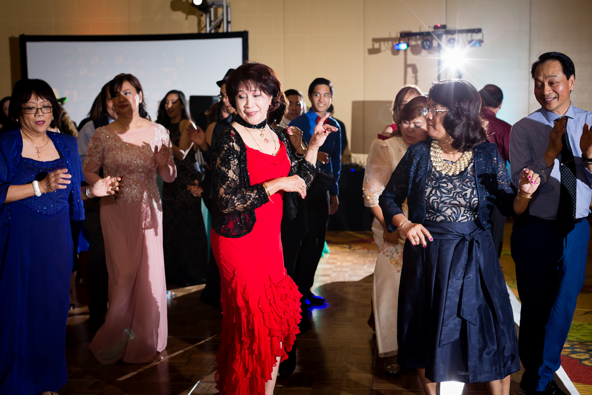 Wedding-photographer-and-videographer-austin-106.jpg