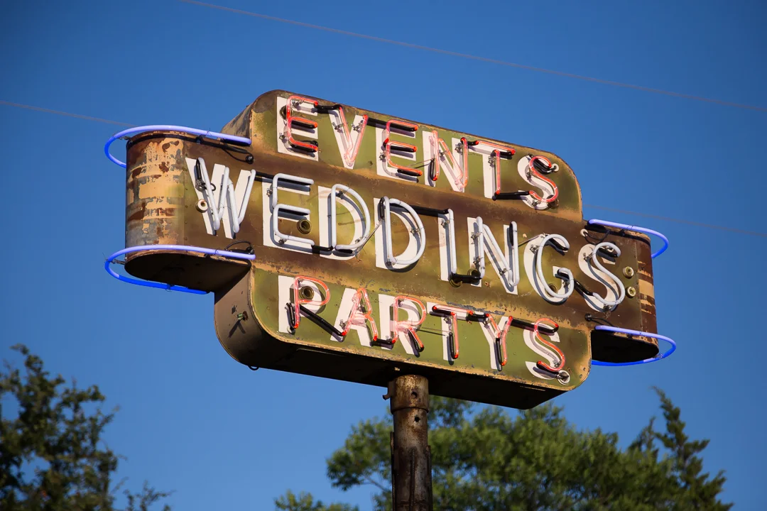 wedding-photographer-st-edwards-university-008.jpg