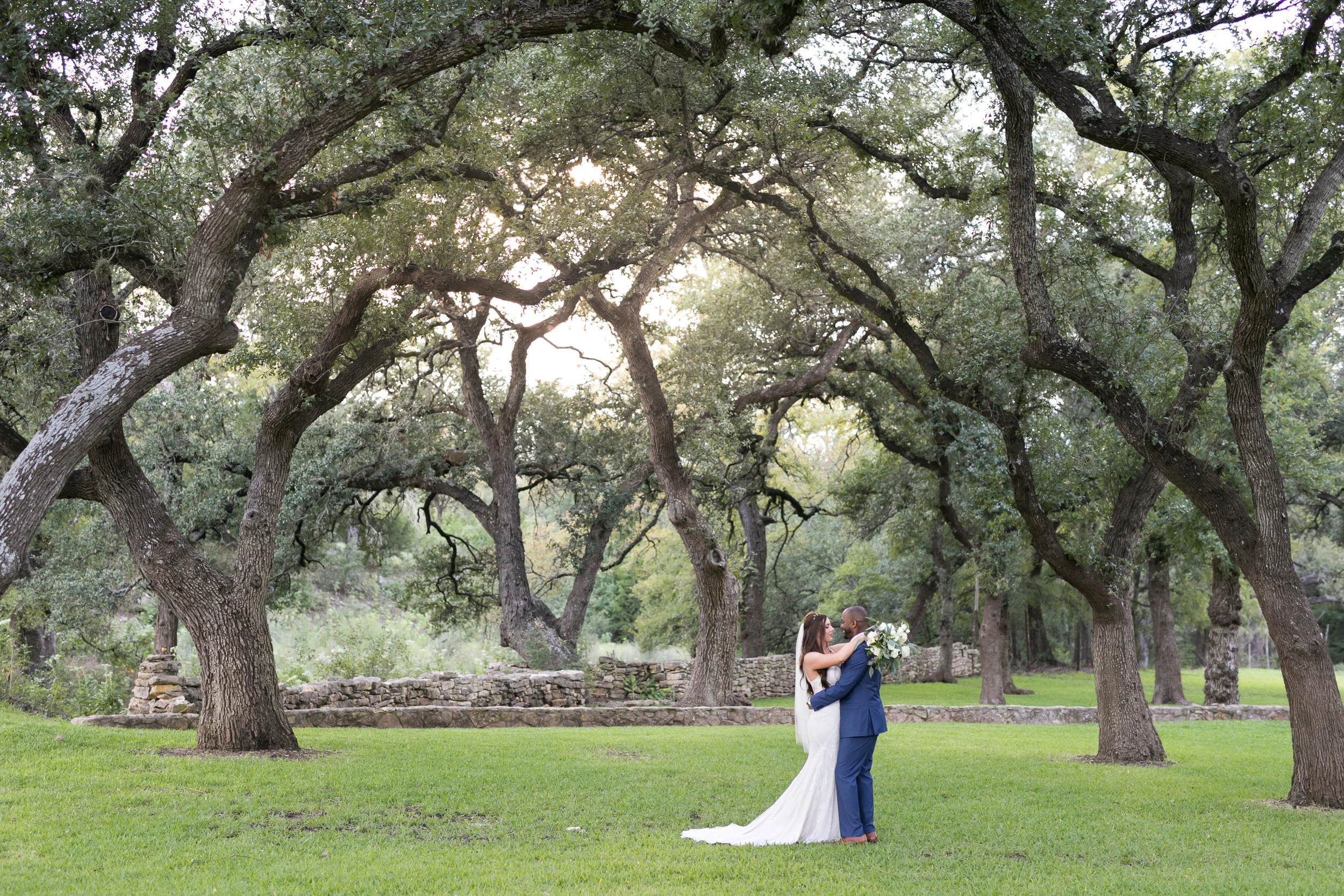 Addison-grove-wedding-dripping-springs-007.jpg