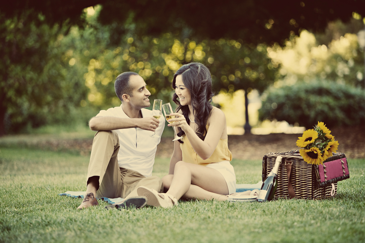 laline-ricardo-engagement-session-lokitm-003.jpg