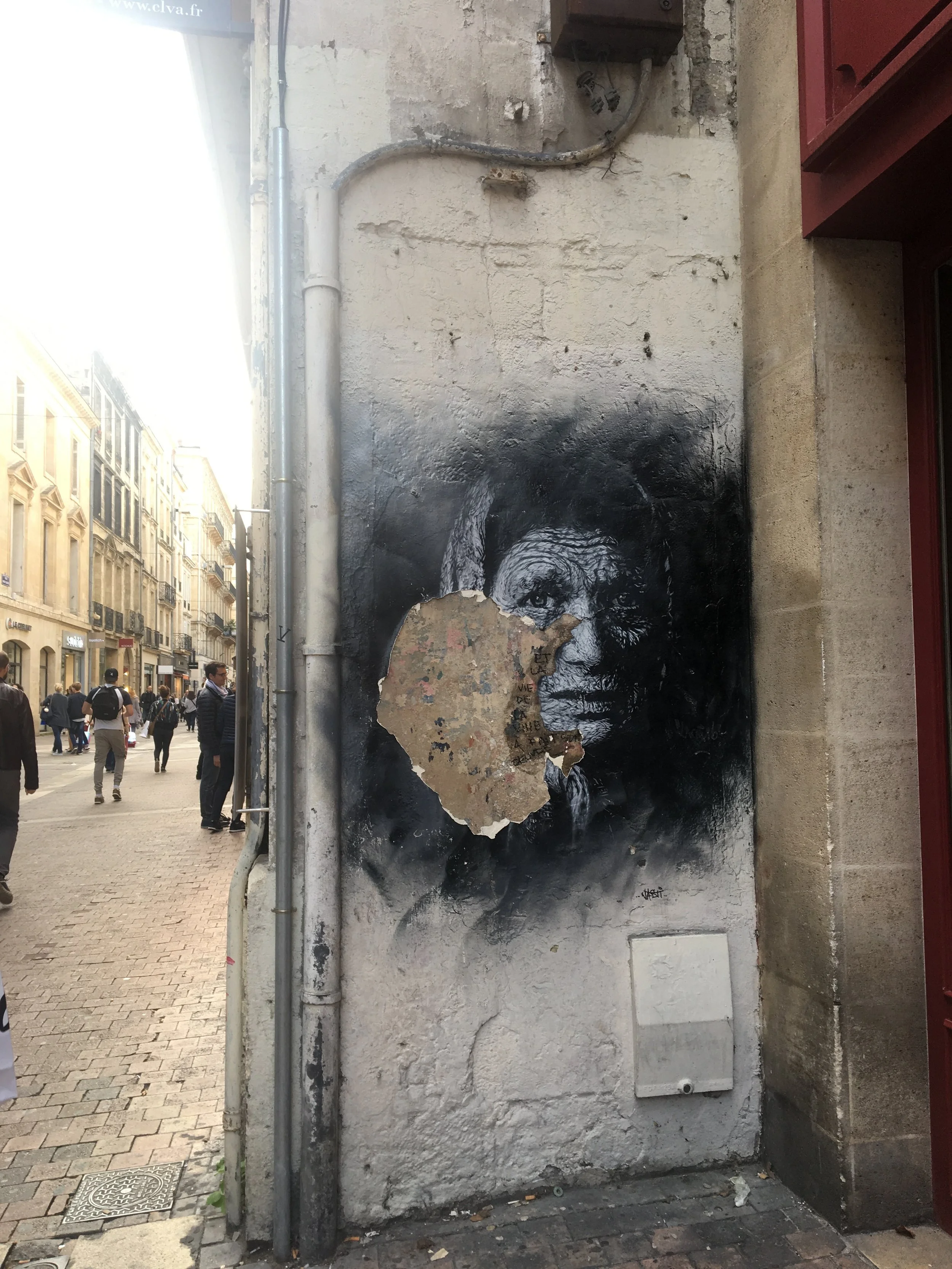   bordeaux  