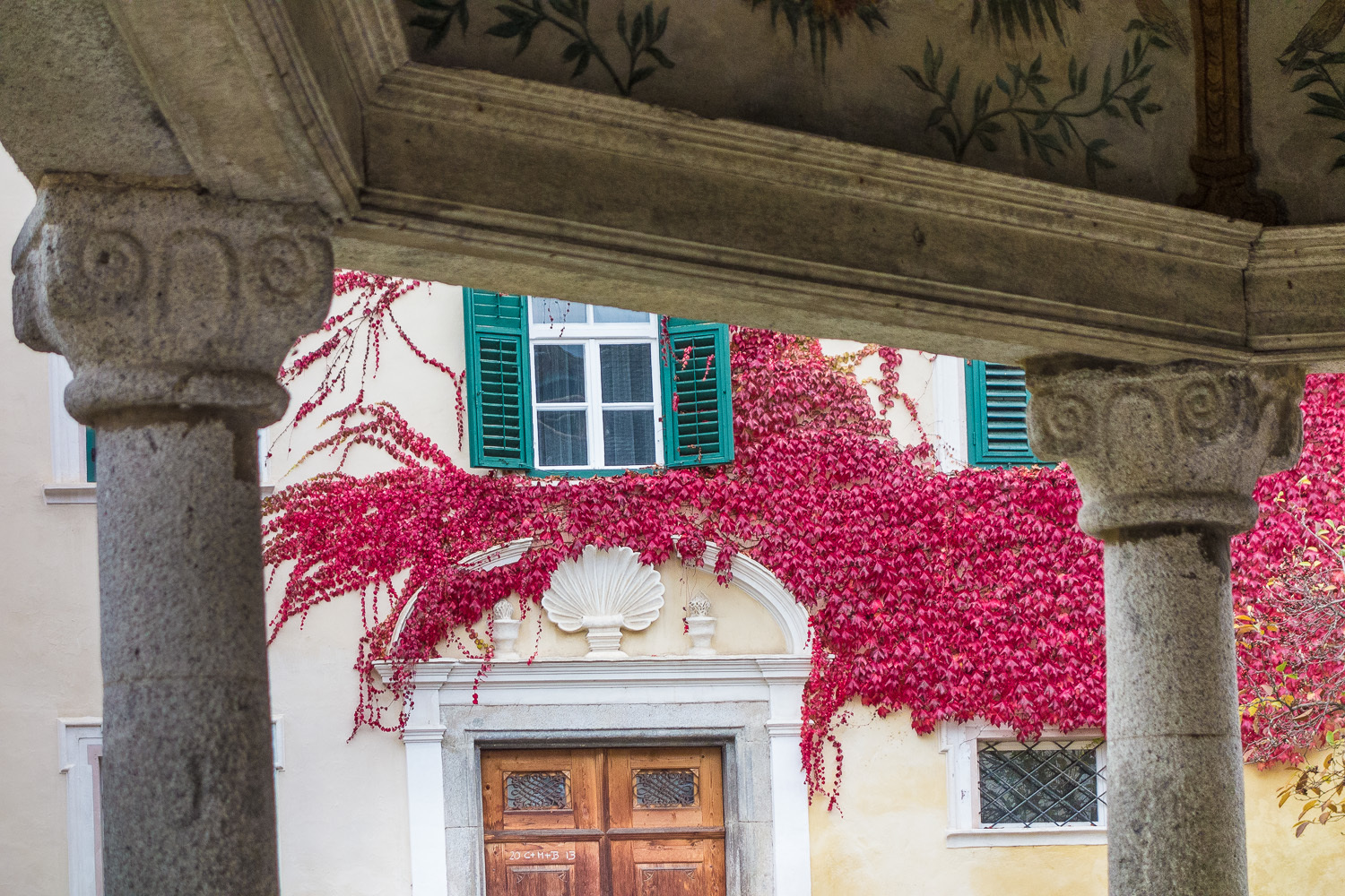  Kloster Neustift bei Brixen - Herbstfarben 