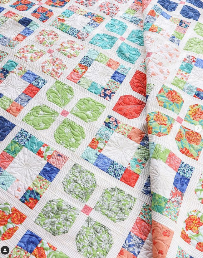 Bloom & Grow Quilt Pattern CMA 882 — Rocking Chair Quilts