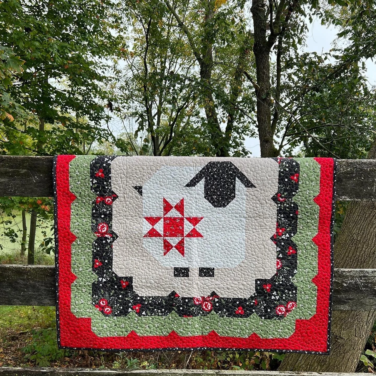 Wooly Wall Hanging Quilt Pattern CQ 205 — Rocking Chair Quilts