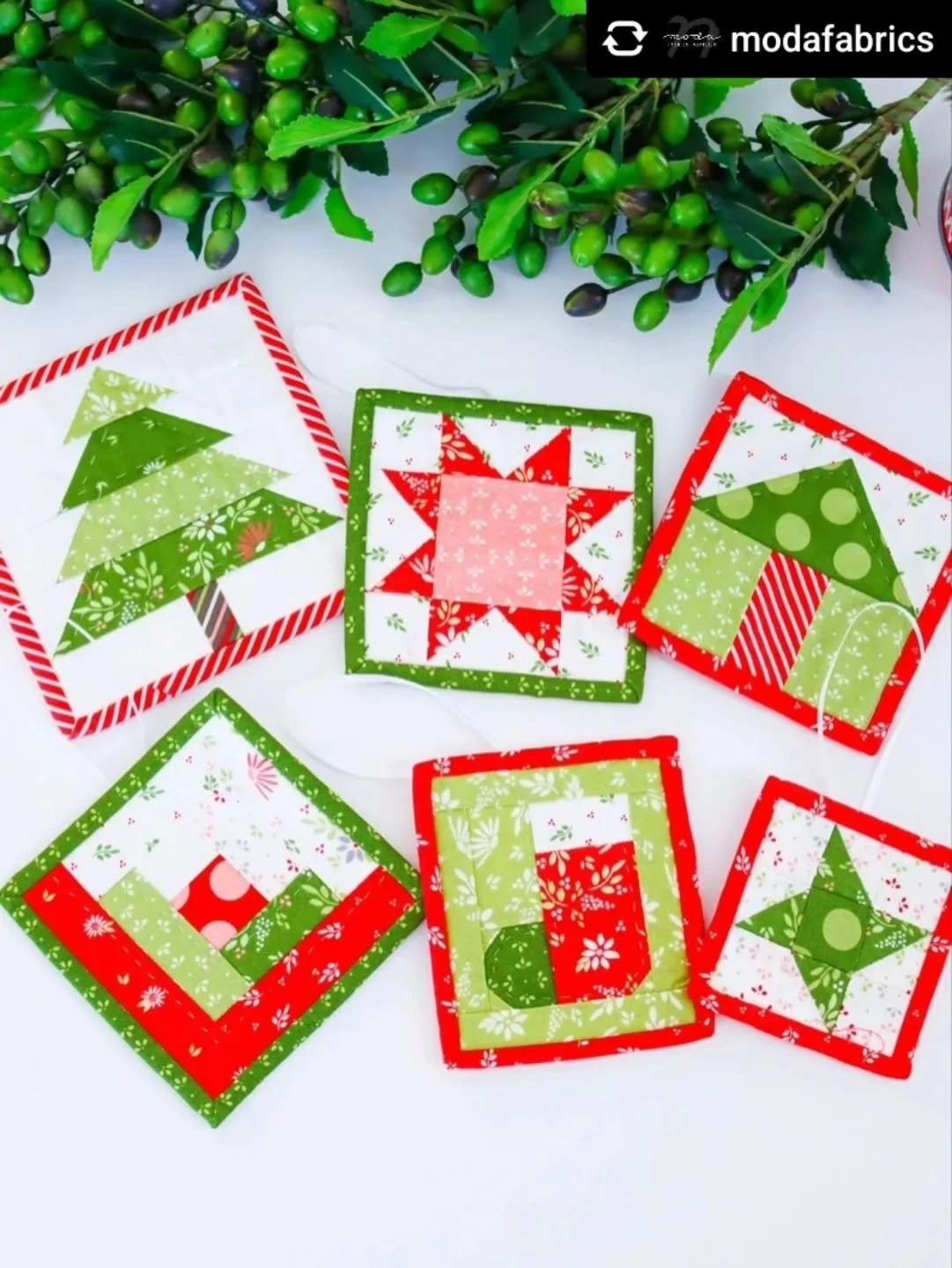 posted with @reshare_app &bull; @modafabrics Tiny patchwork ornaments, classic Christmas projects, and lots of holiday inspiration&mdash;all in one place from @aquiltinglife . 🎄 We&rsquo;re sharing her &ldquo;15 Things to Make for Christmas&rdquo; b