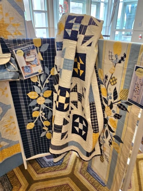 janelles display 2.jpg