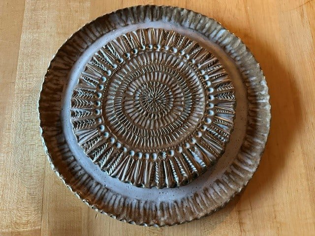 Ceramic Dinnerware_2 sizes_detailed_1.jpg