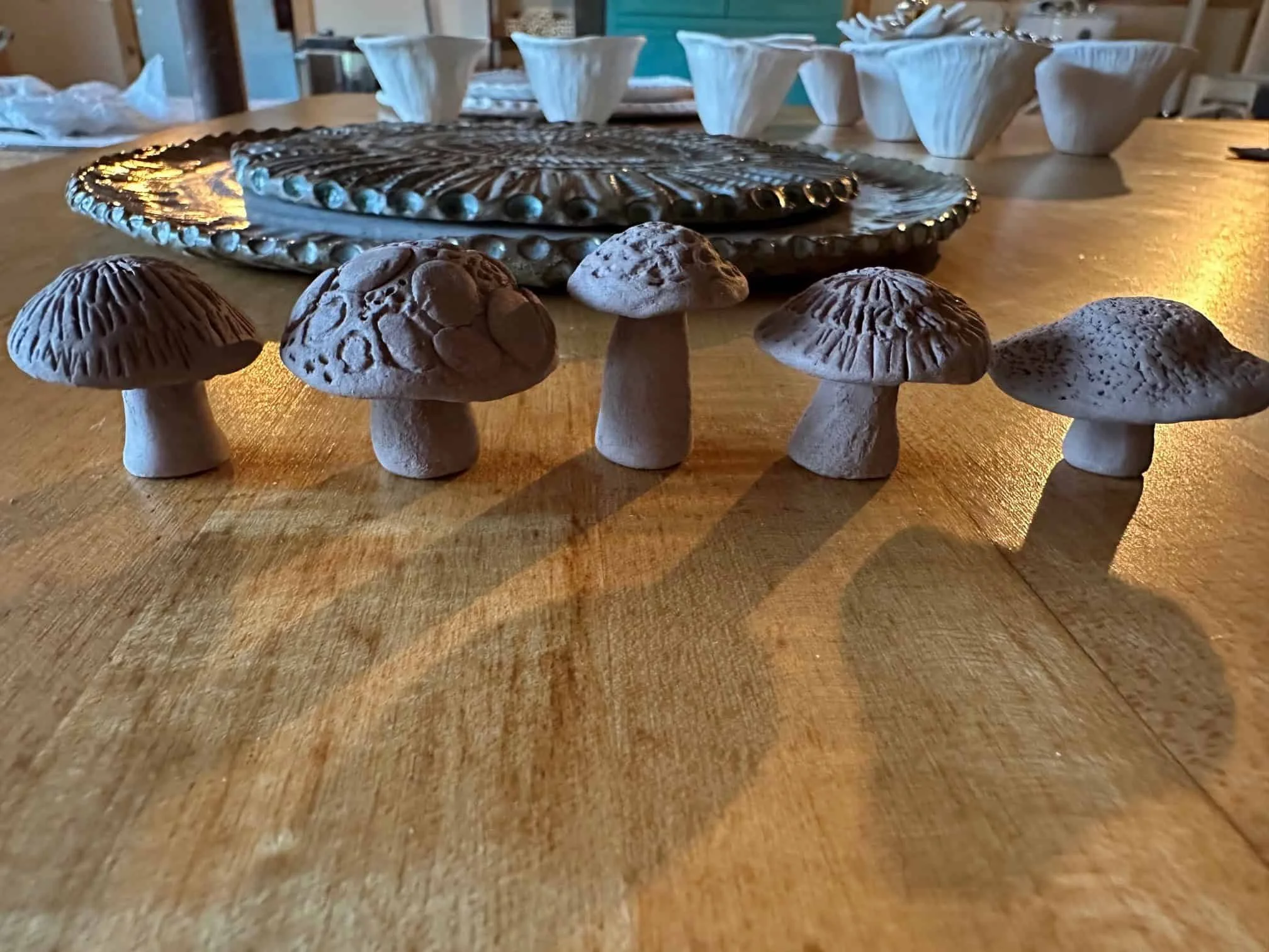 Mushroom Colletion with gold luster bowls and plates_1.jpg