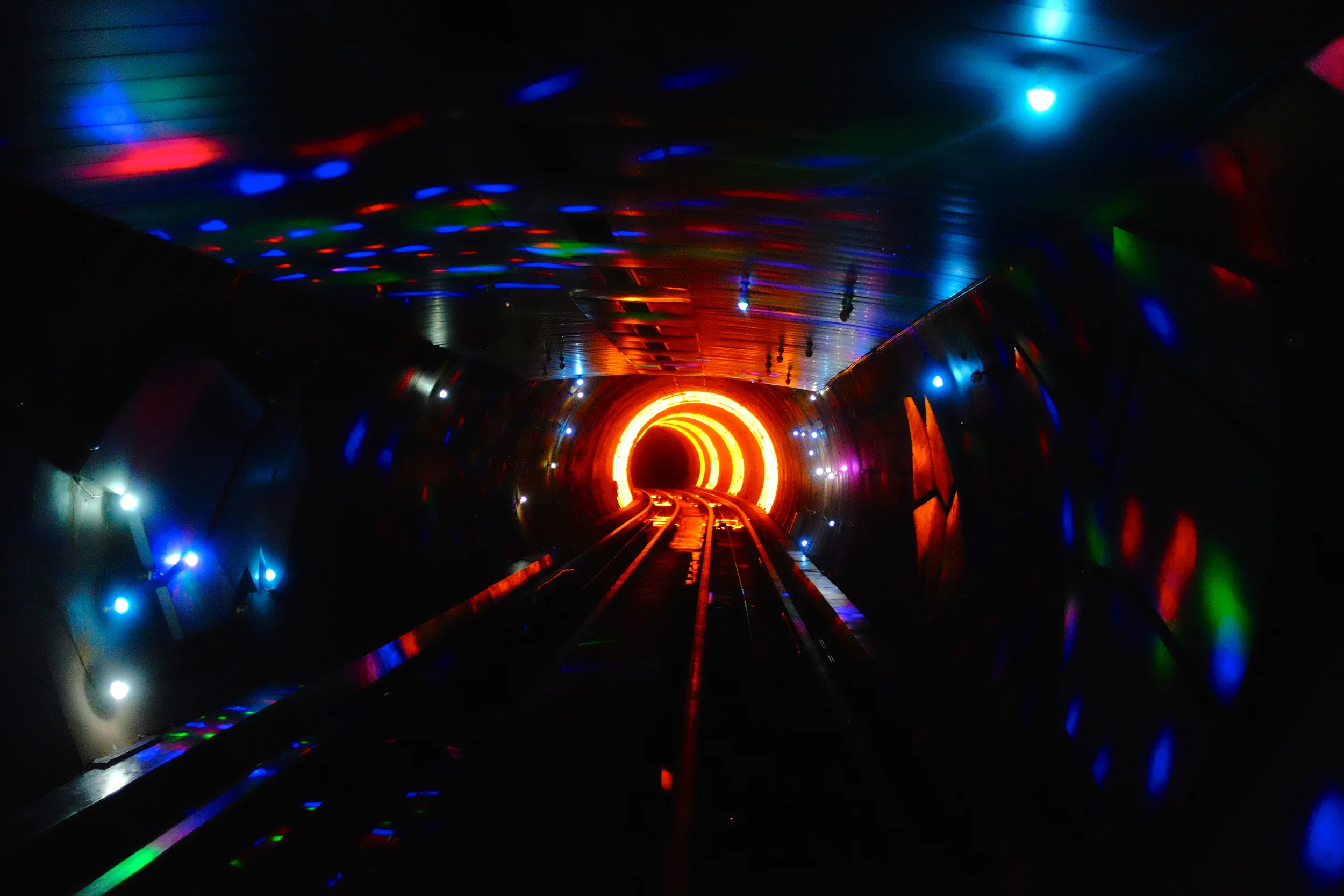 sightsighttunnel.jpg