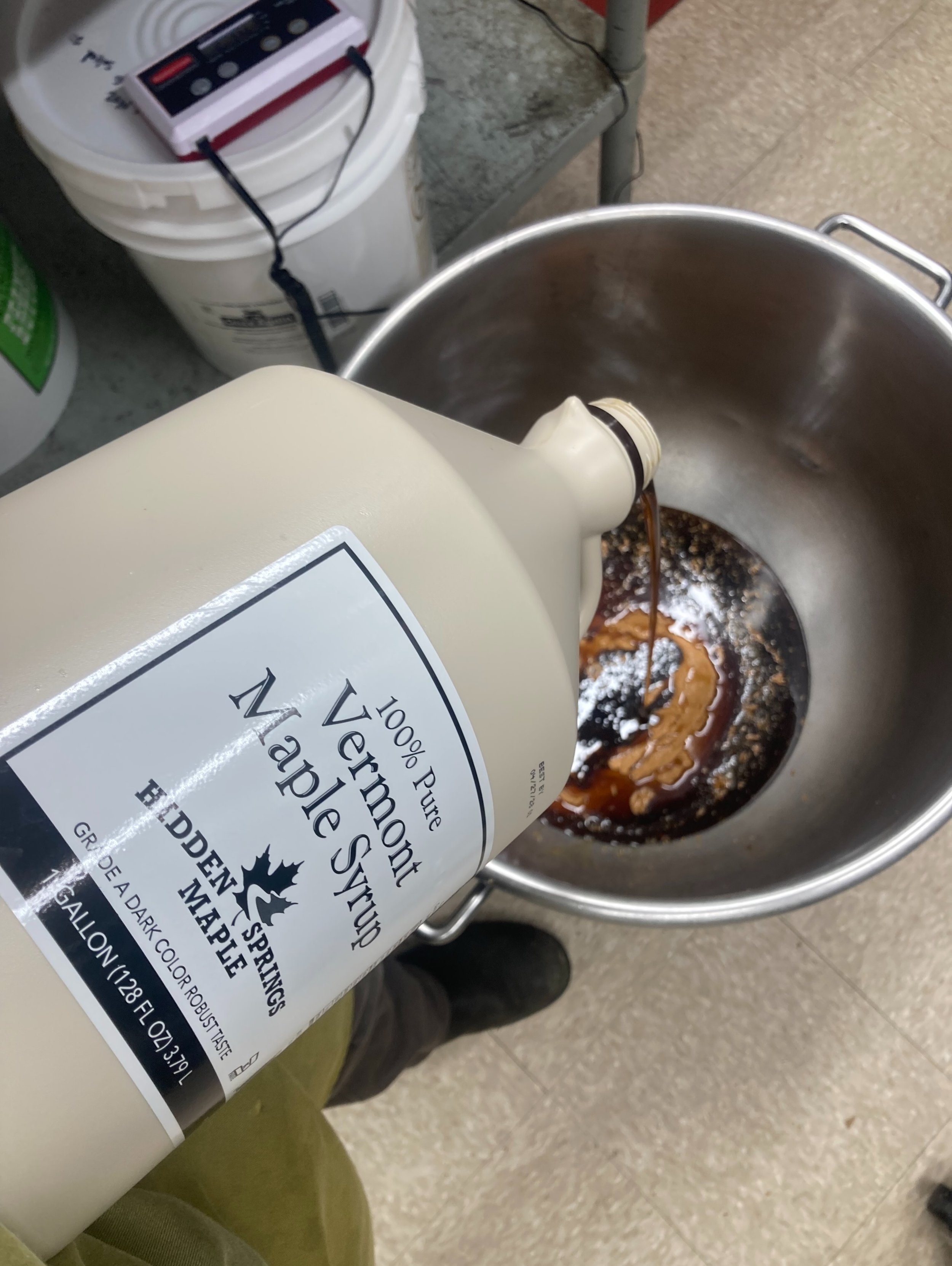 Last bake before the holiday weekend! We are celebrating our independence with a couple batches of Maple Pecan OWL Pellets in the bakery today. We are grateful for your support so we can continue to run our independently owned family business going o