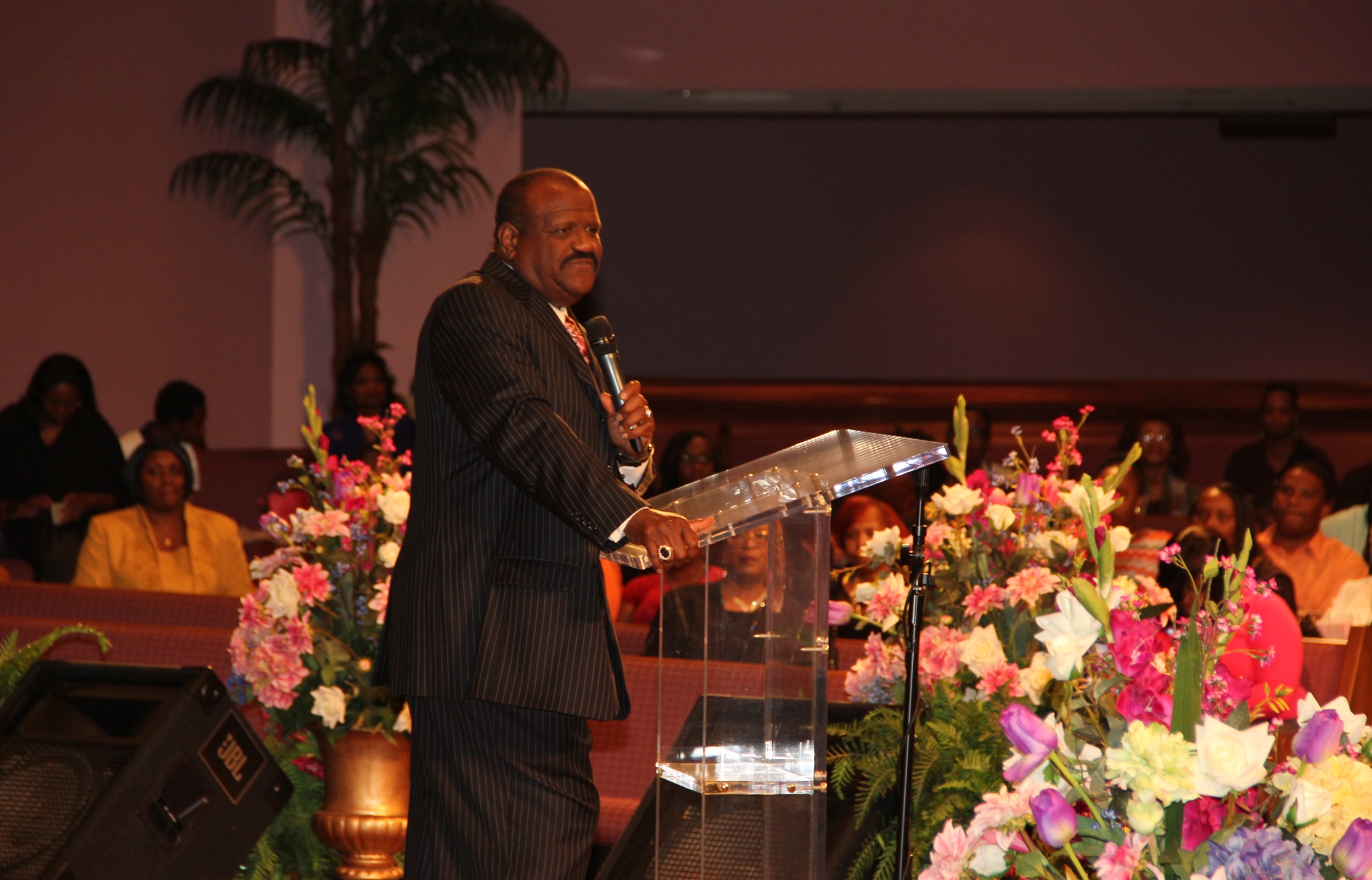 Bishop Virgil Jones speaking in Santuary