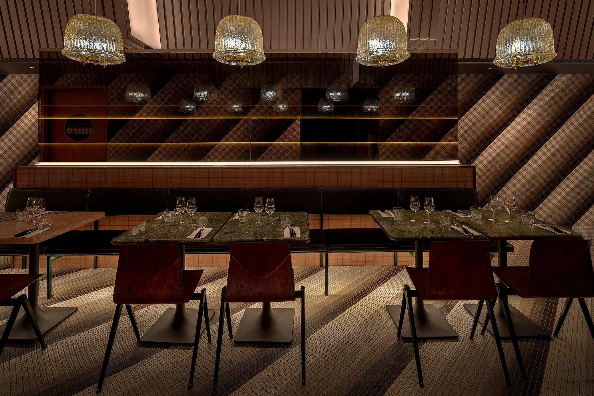  @ Jean-Sébastien Senécal 