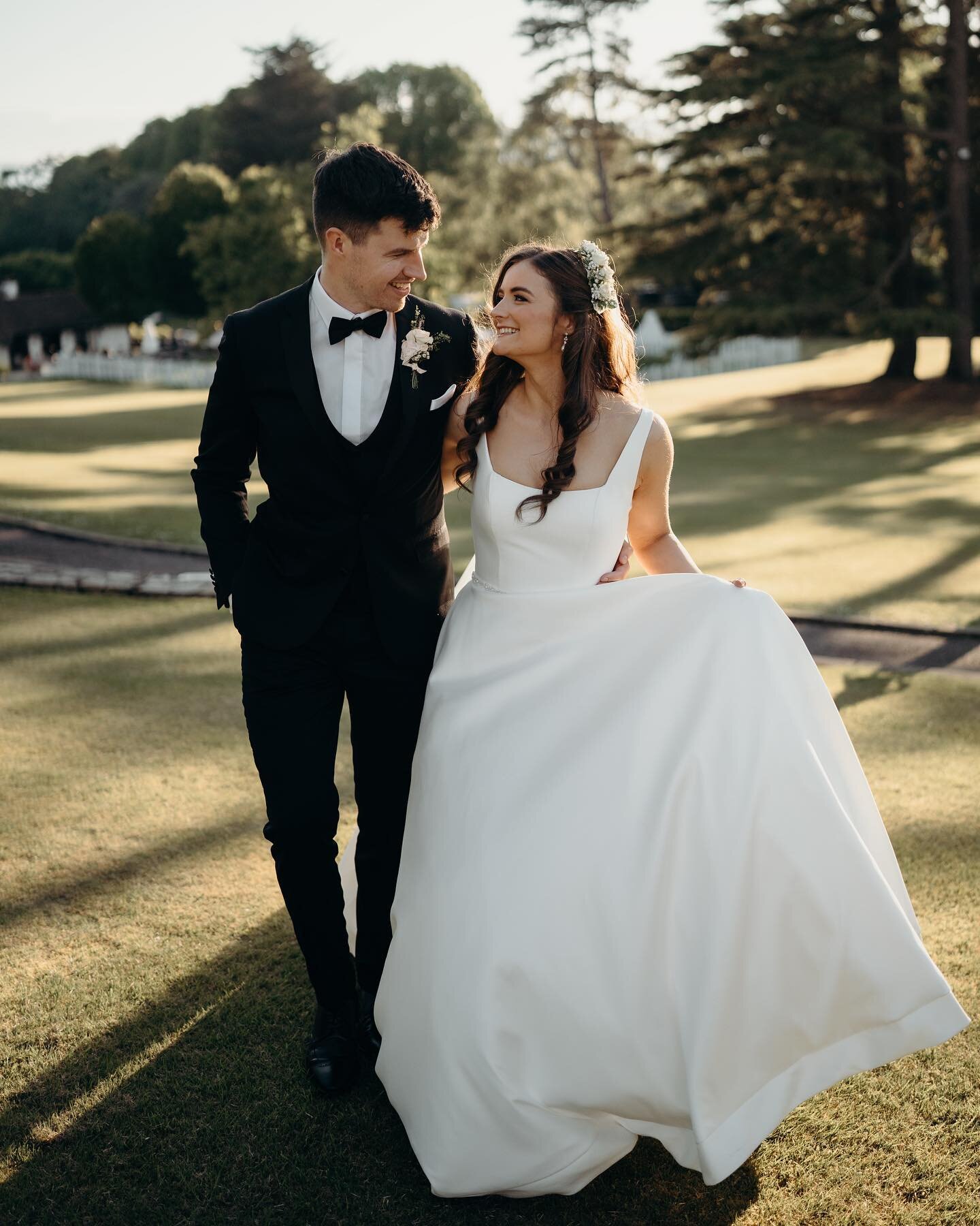 Emma &amp; Richard ☀️

MUA - @jirelandmakeup 
Hair - @danibelle_weddinghair 

#niweddings #niweddingphotographer #northernirelandweddings