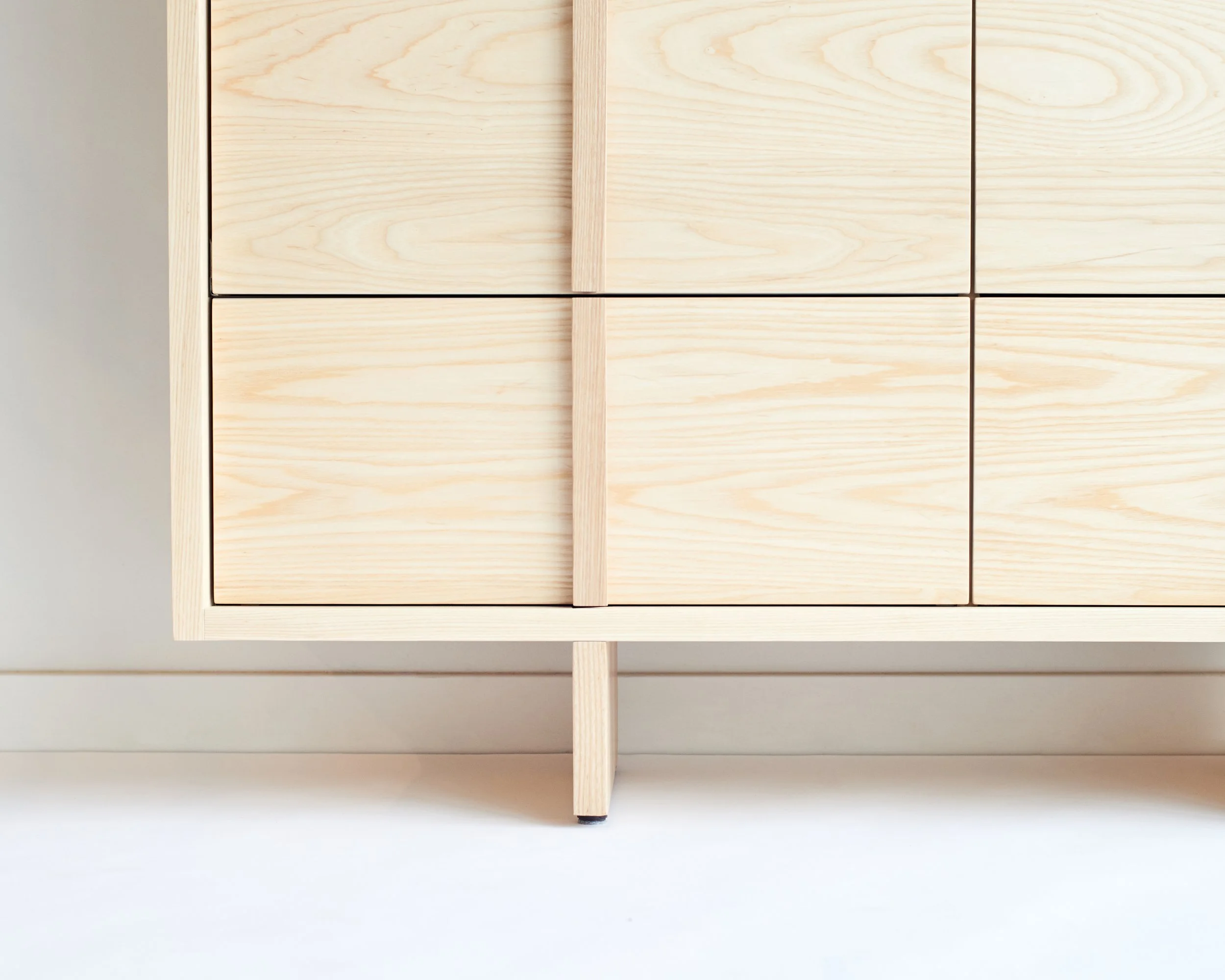 102821 SiMa Dresser 032.jpg