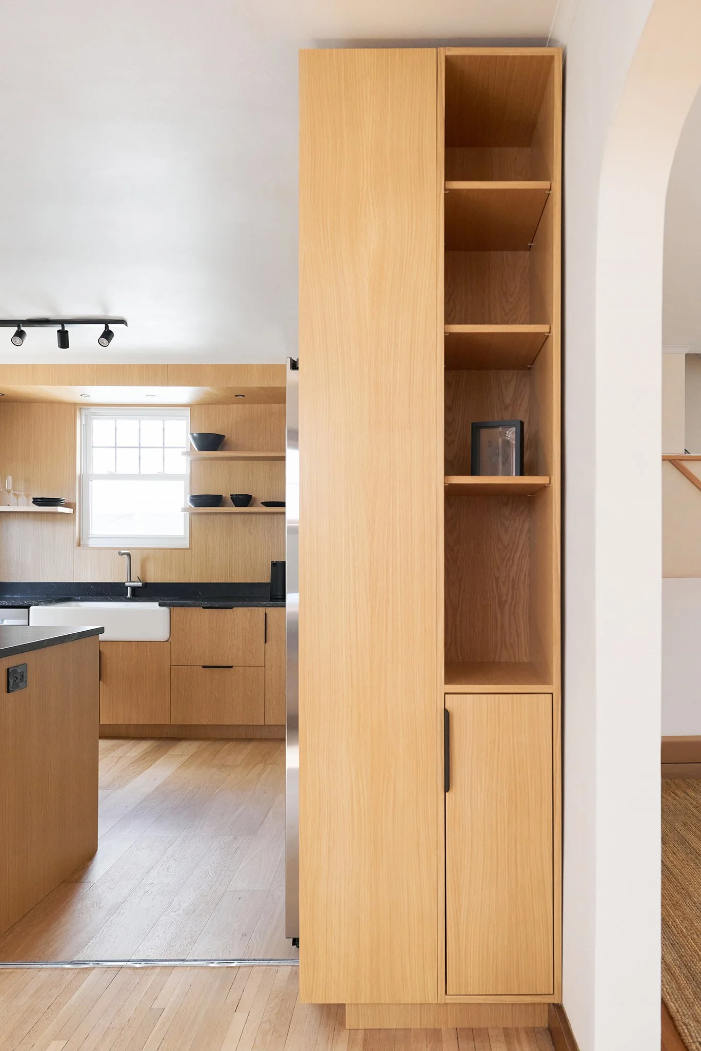 082722 Evgenii Kitchen 2070.jpg