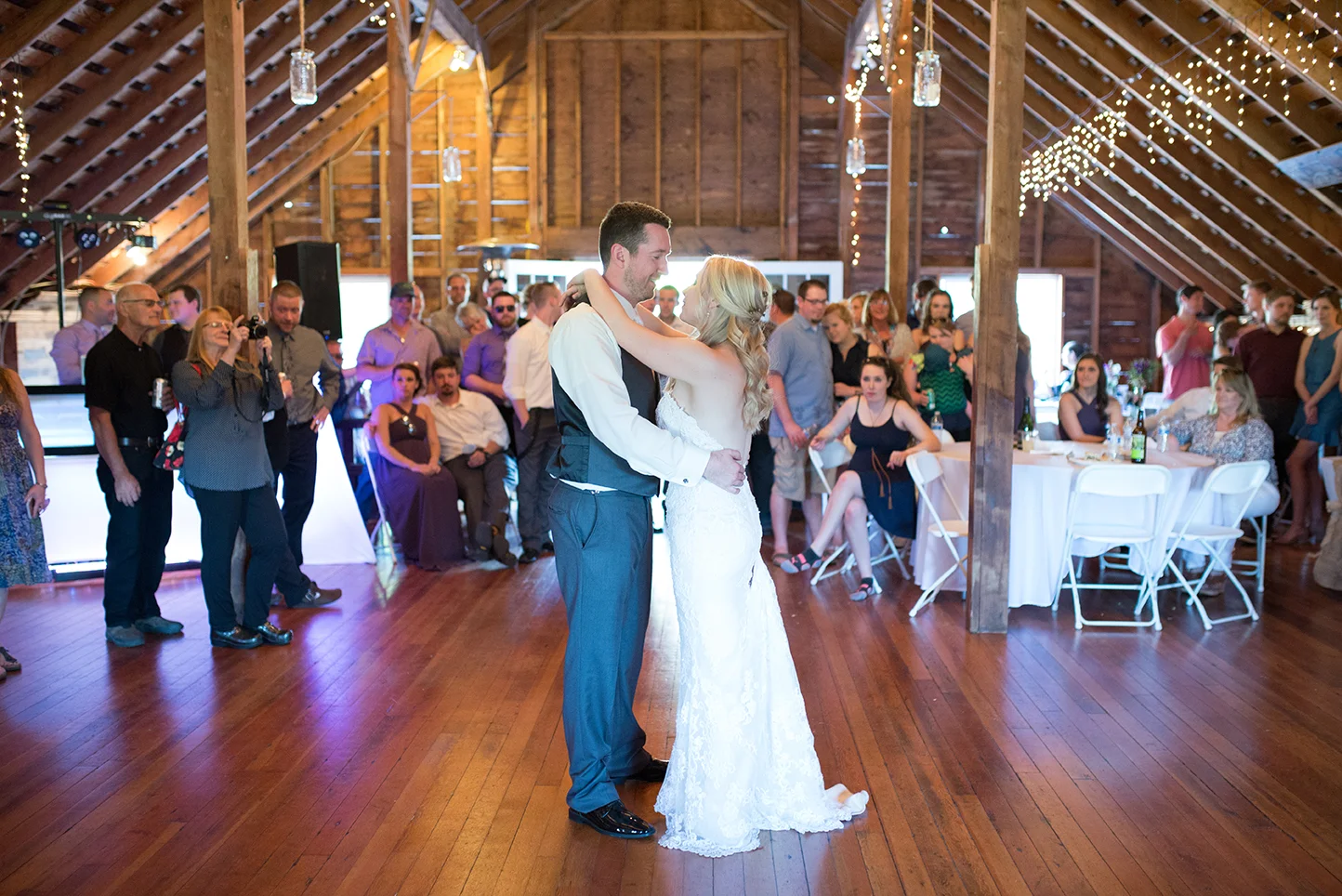 AmandaMattWedding.Dancing.001.AliceMaliaPhotography.jpg