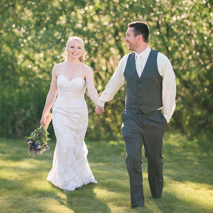 Beautiful Barn Wedding in Redmond, WA