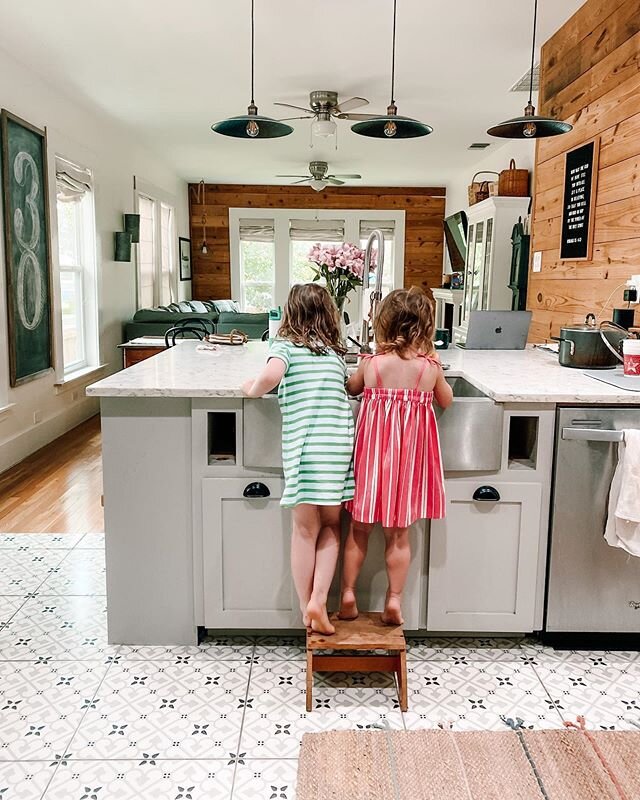 One small gift Quarrantine has given us: little girls who find pleasure in daily chores (most of the time). Those tiptoes on that stool is just an everyday sight I want to forever remember. ❤️