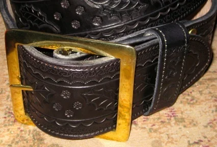 20100815.1310 Belt Keeper.jpg