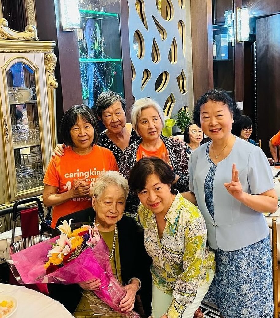 For Alzheimer&rsquo;s Awareness Month, we celebrate the incredible work of @caringkindnyc . As a leader in Alzheimer&rsquo;s and dementia caregiving in New York City, CaringKind has been providing over 40 years of expertise and compassionate support.