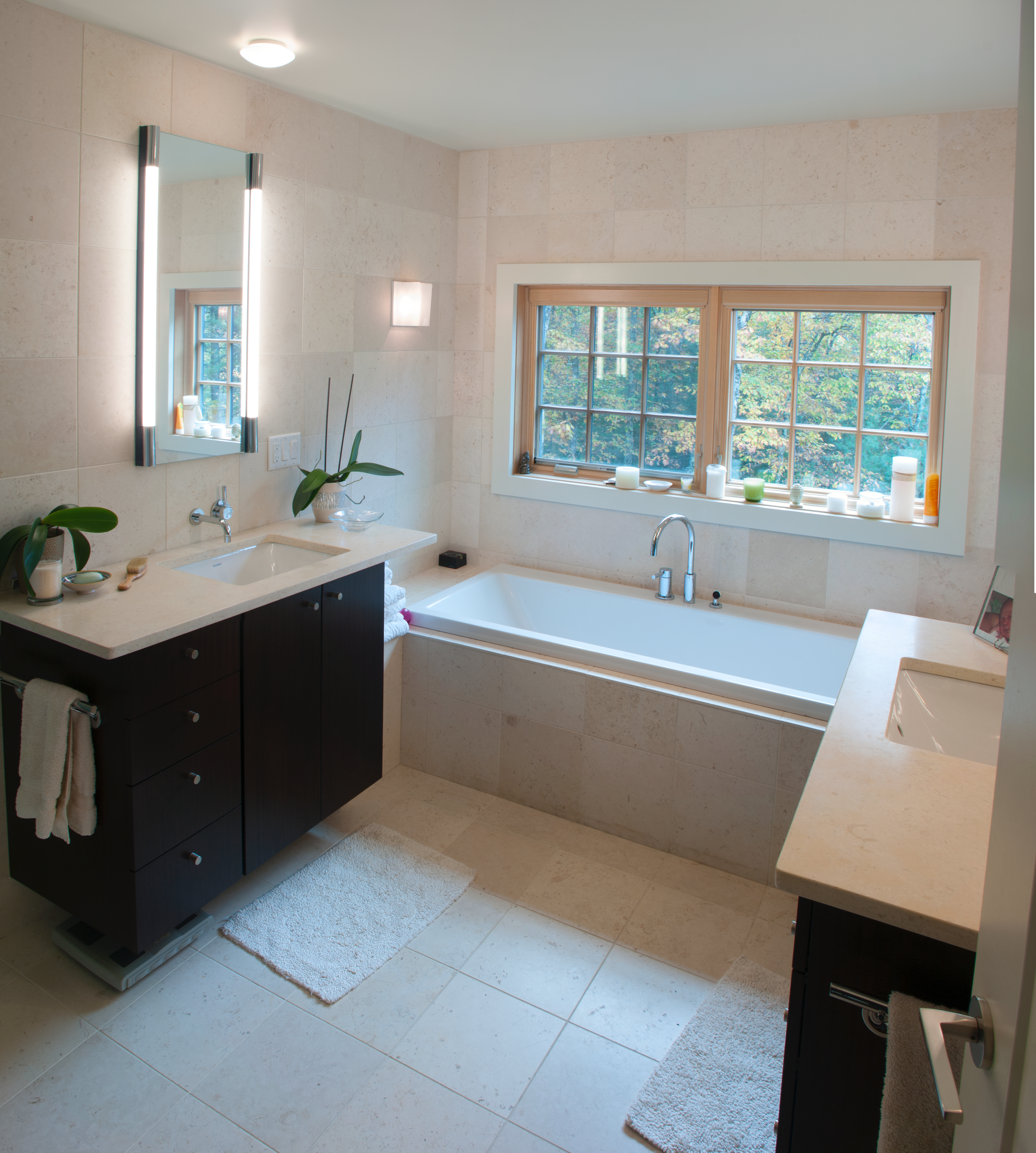 Northampton Addition MBath 2.png