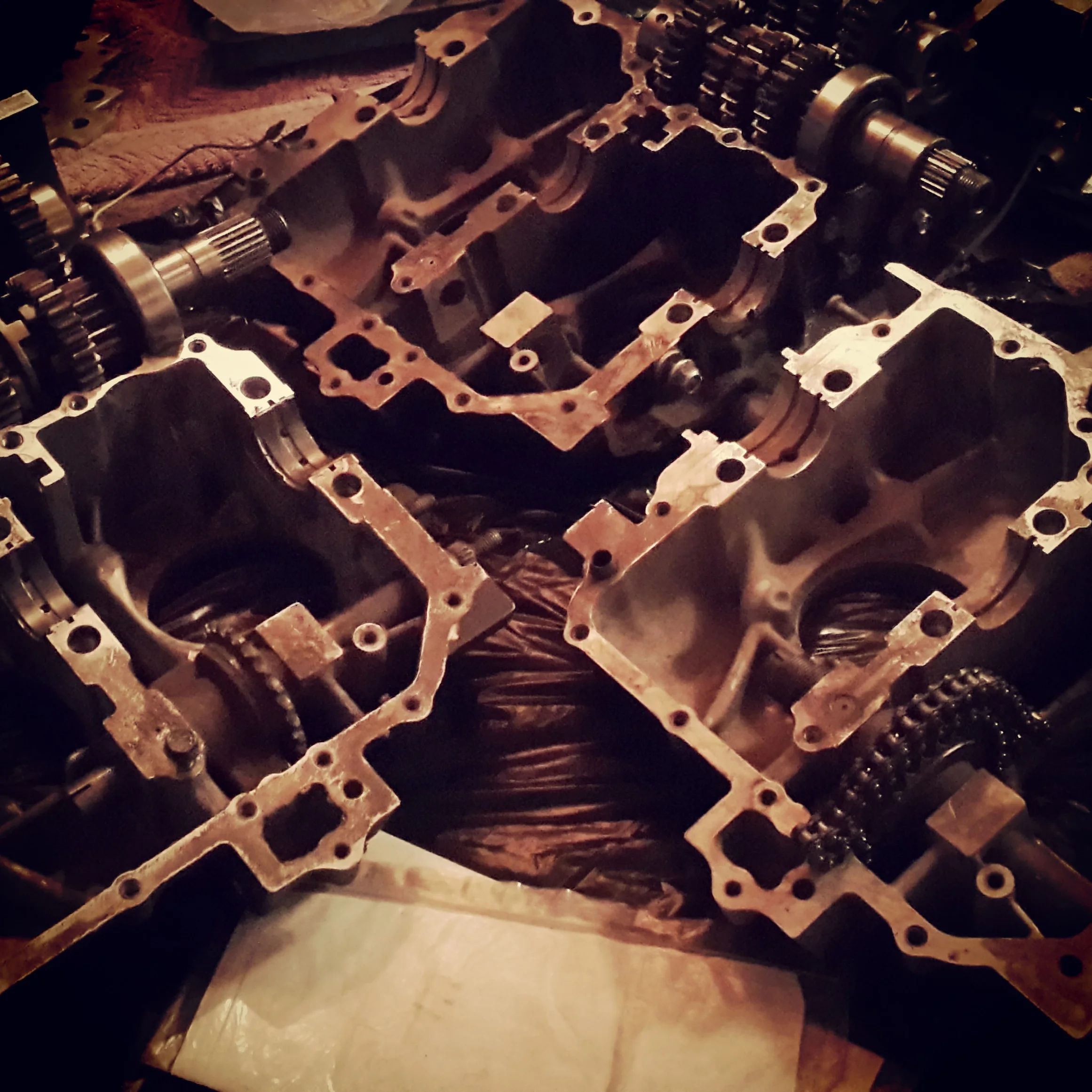 Pieces of CB400 engines, still dirty before cleaning or any serious building back in September 2013.