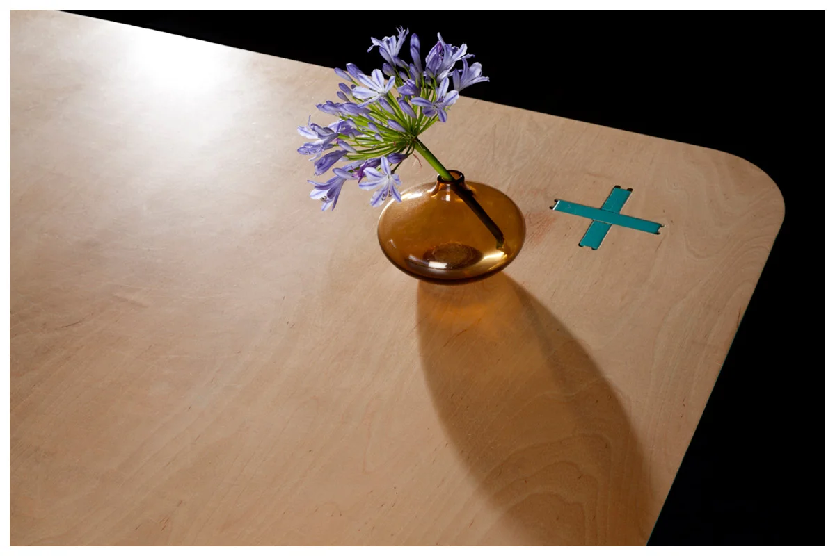 +PLUS desk_5.jpg