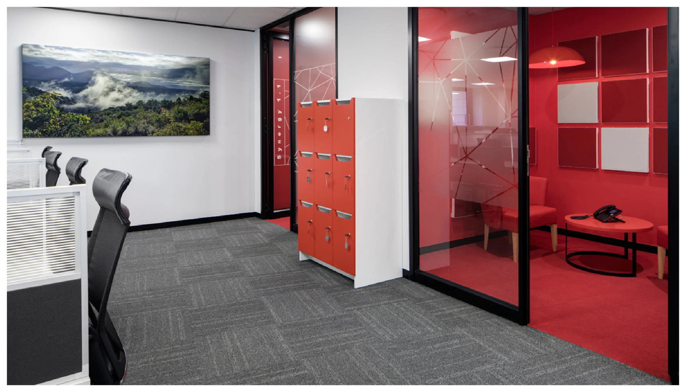 CLIENT: GIANT LEAP // WHERE: SAPPI, Braamfontein // PRODUCT: One colour DOME pendant