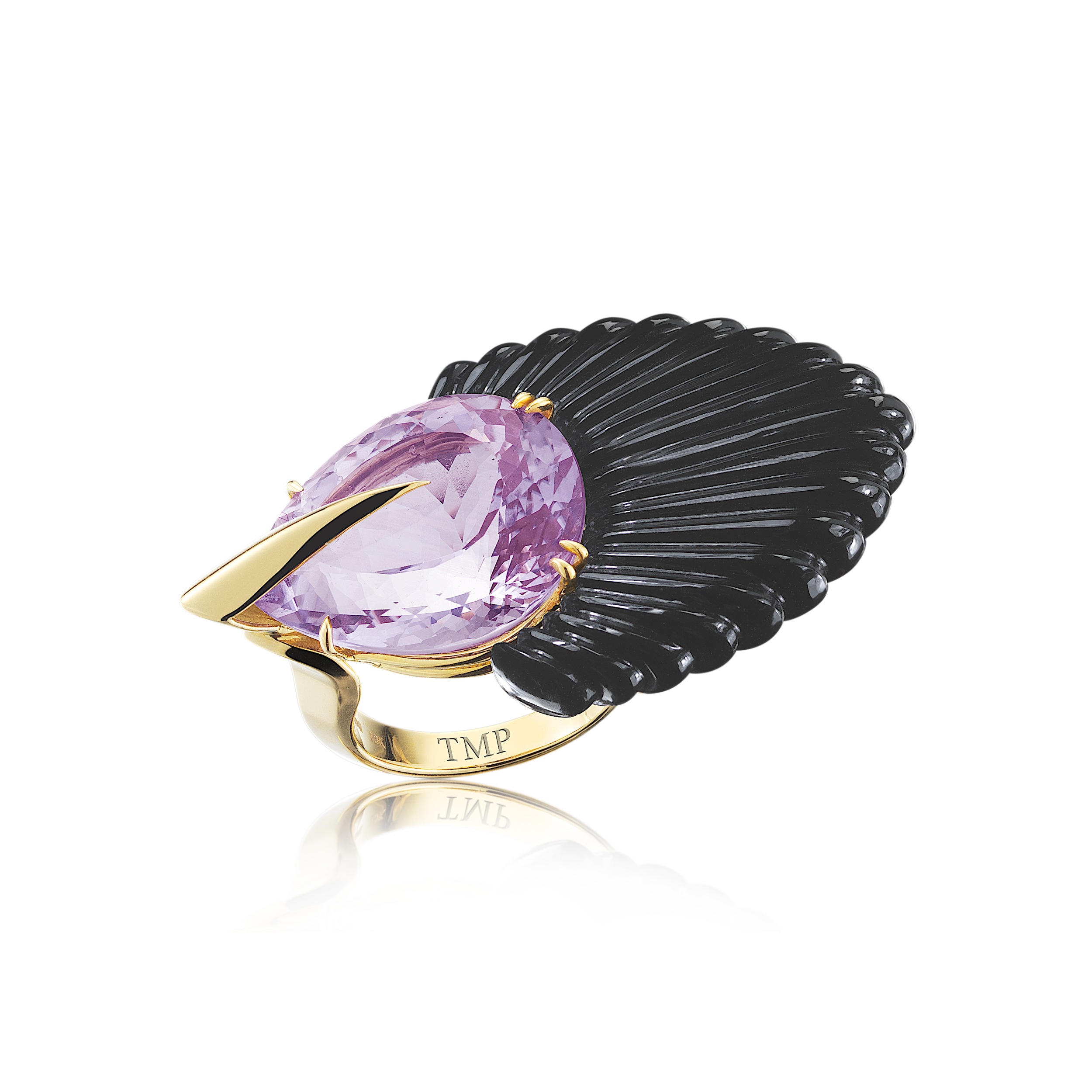 Artigli : carved black onyx and amethyst