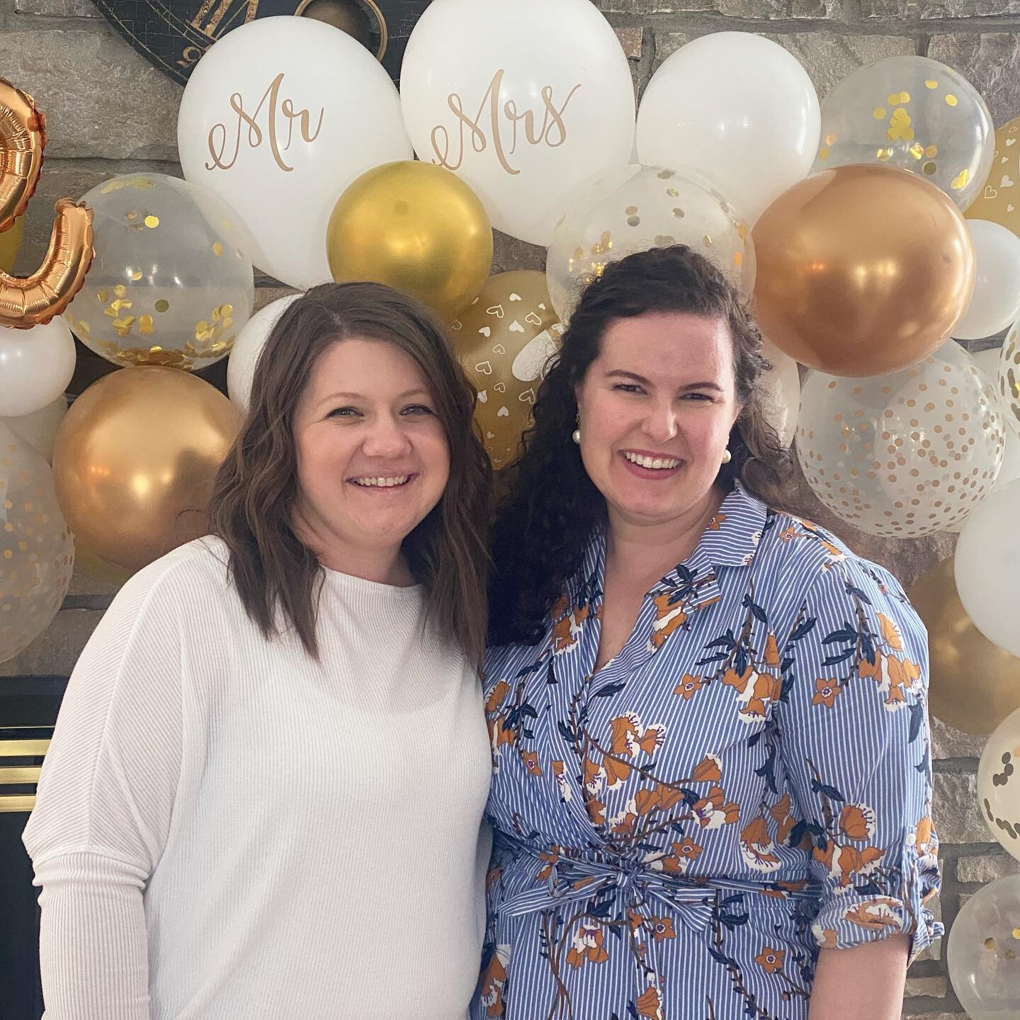 A little something blue&hellip;too much fun hosting the prettiest bridal shower for @khughes0314 with @jlschweg 🥰
.
.
.
#becomingthebairds #bridalshower #weddingshower #shower #somethingblue