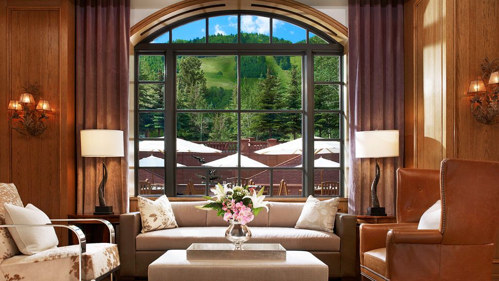 001591-10-Shadow-Mountain-Lounge.jpg