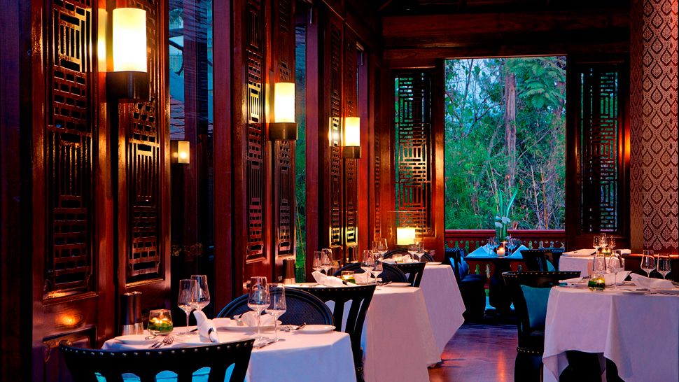 010410-15-Dining_Room.jpg