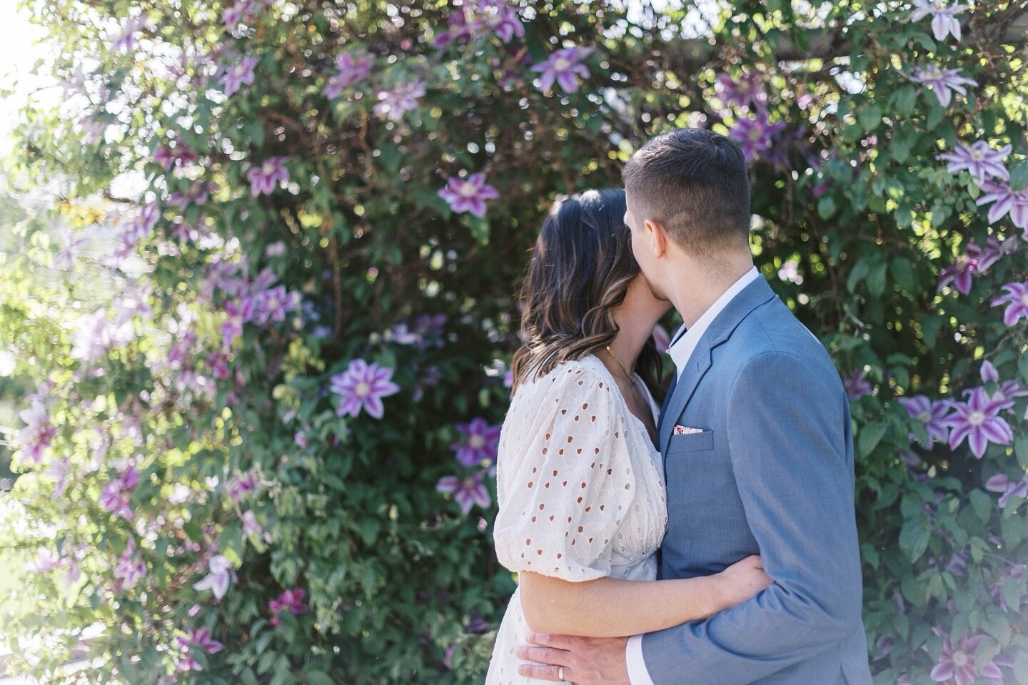 one of my favorite images of K + A from their small, intimate ceremony last spring 🌿 

I don&rsquo;t know about you, but I&rsquo;m ready for more warm, sunshine filled days and moments ✨